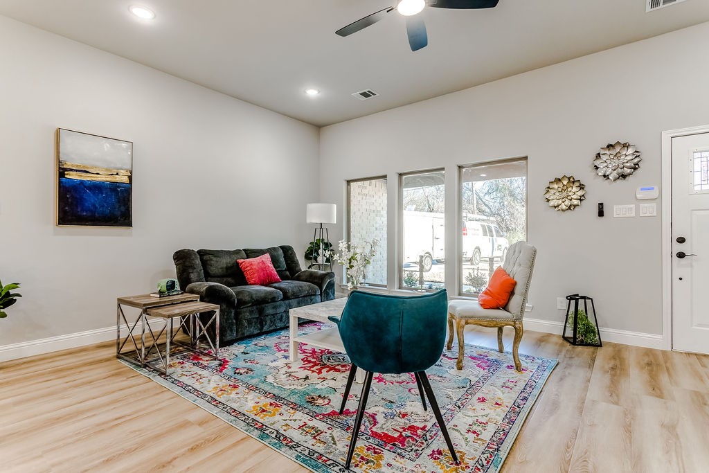 506 Mineral Wells Street
