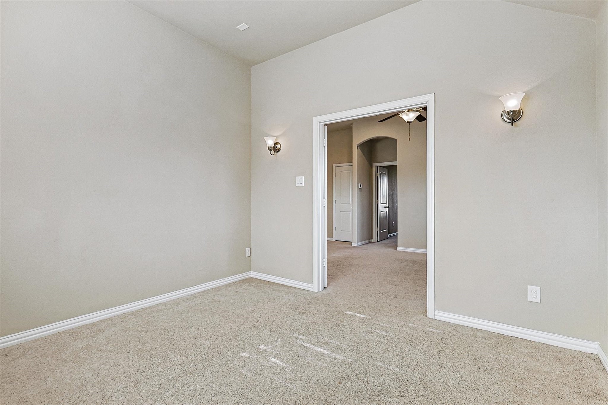 12004 Tobosa Circle