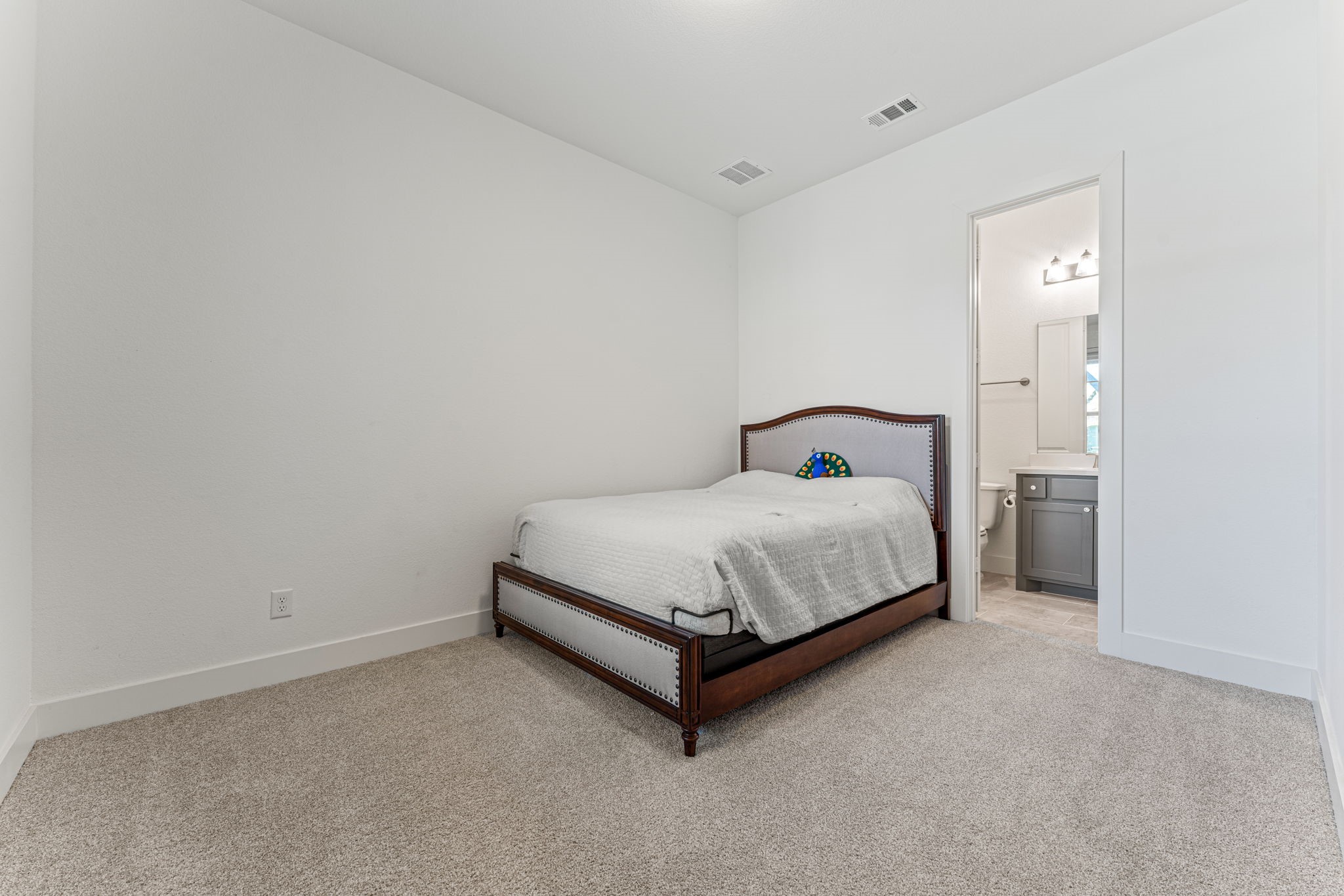 4121 Sandbrock Parkway