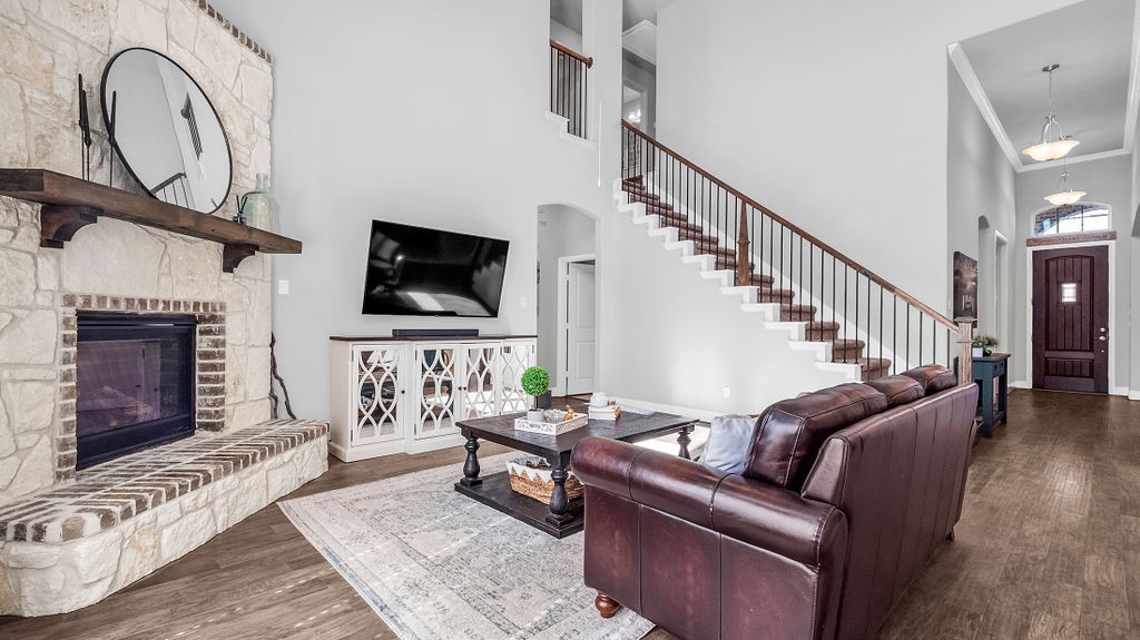1521 Torrent Drive
