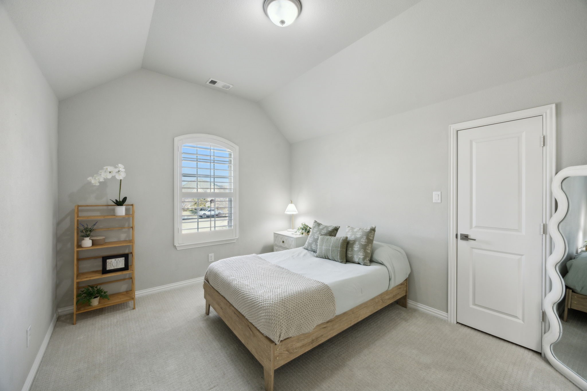 4571 Acacia Parkway