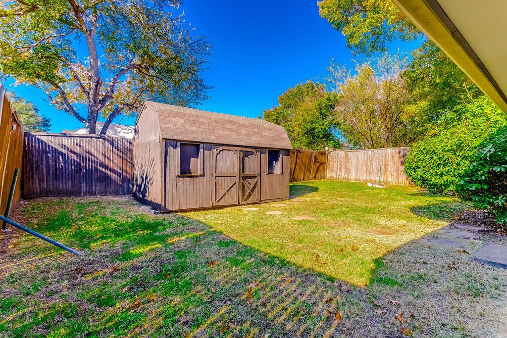 5314 Tamarack Court