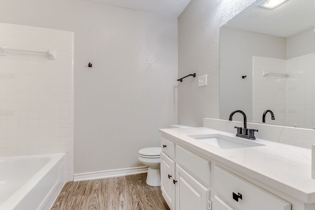 5314 Tamarack Court