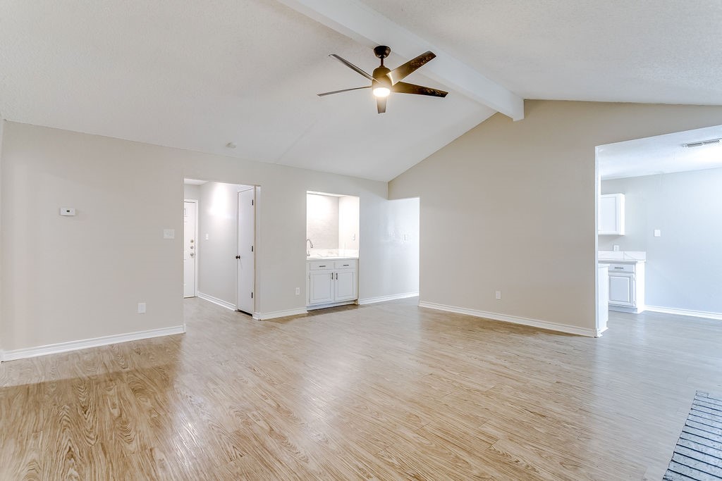 5314 Tamarack Court
