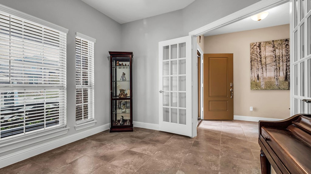 1212 Gibson Drive