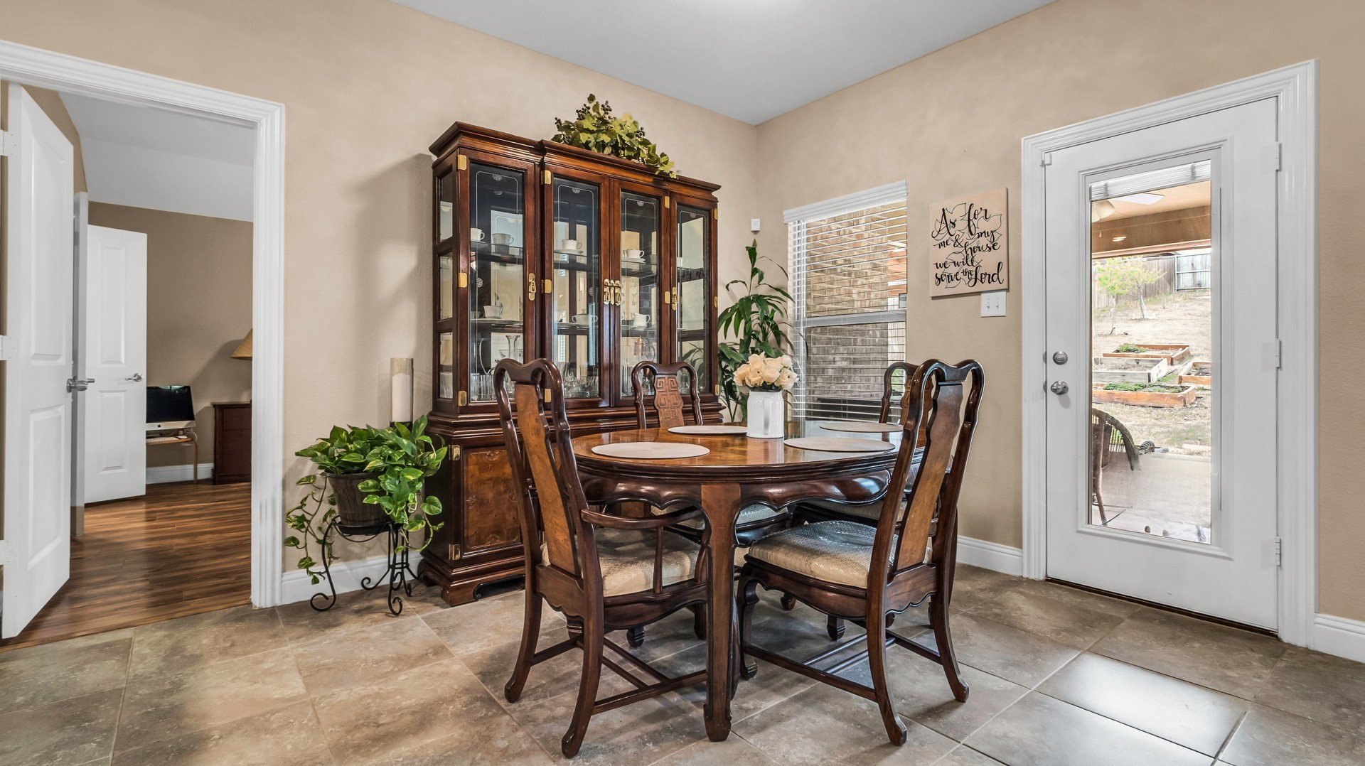 1212 Gibson Drive