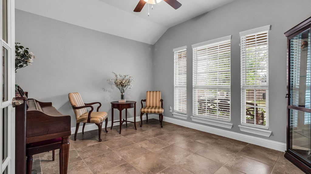 1212 Gibson Drive