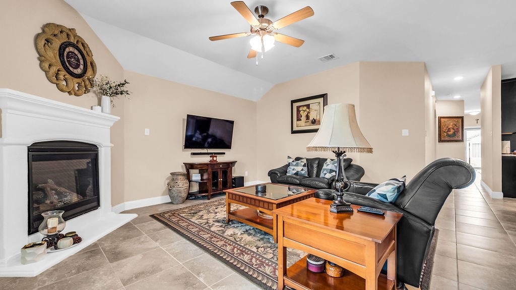 1212 Gibson Drive