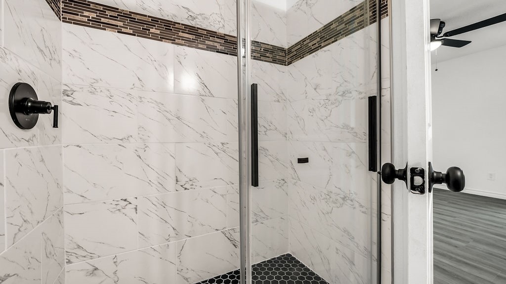 4016 Robertson Drive