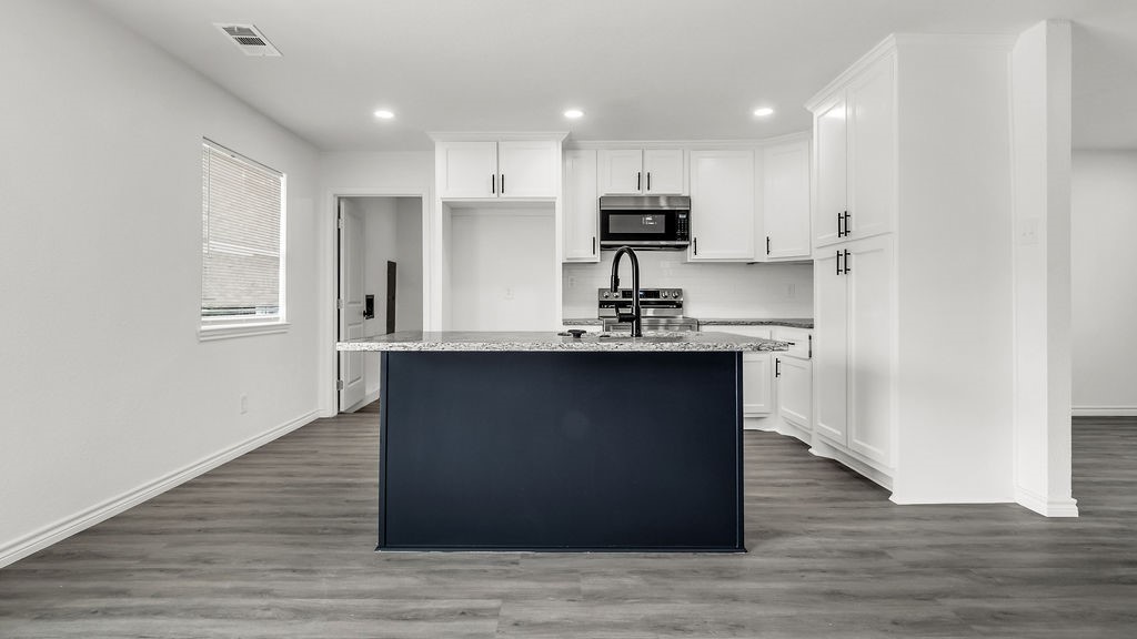 4016 Robertson Drive