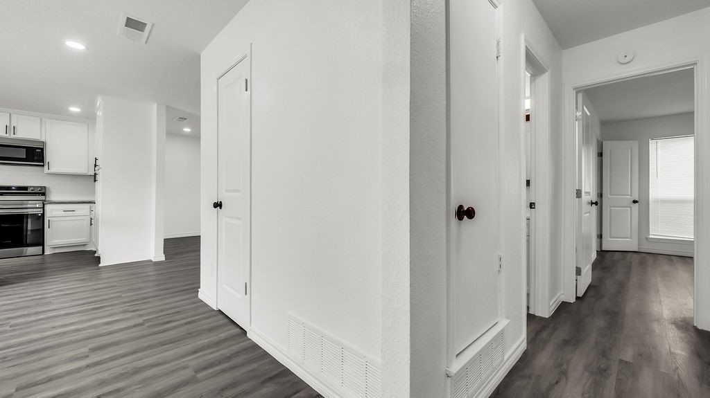 4016 Robertson Drive