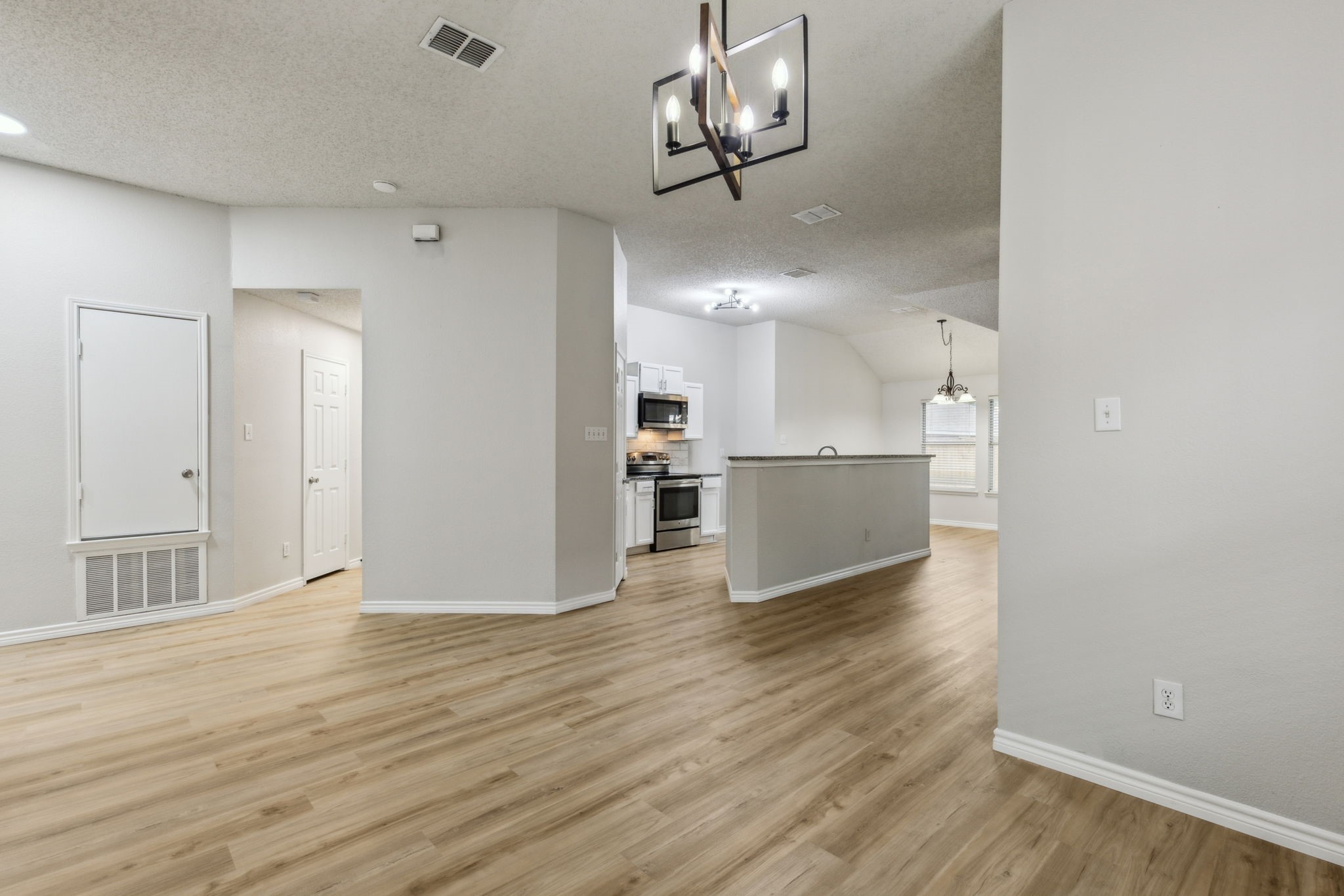 1019 Chelsea Lane