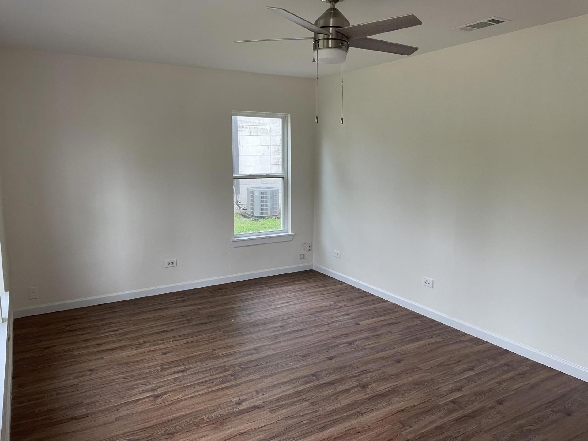 513 W Florence Street