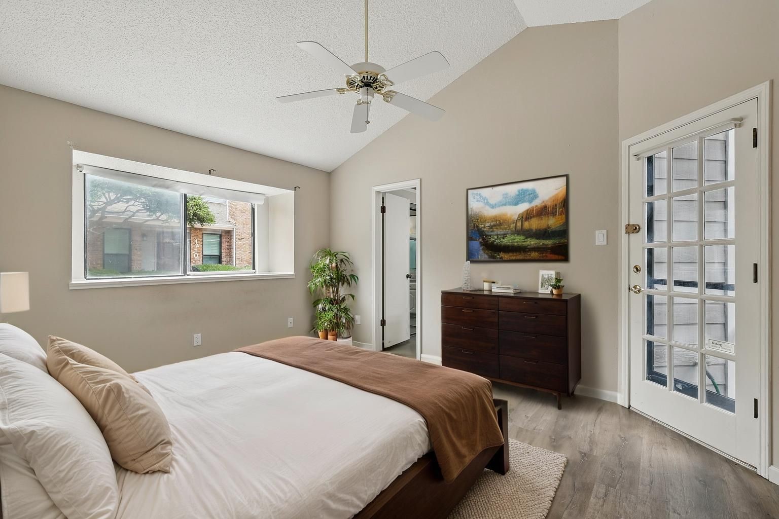 17490 Meandering Way 1009