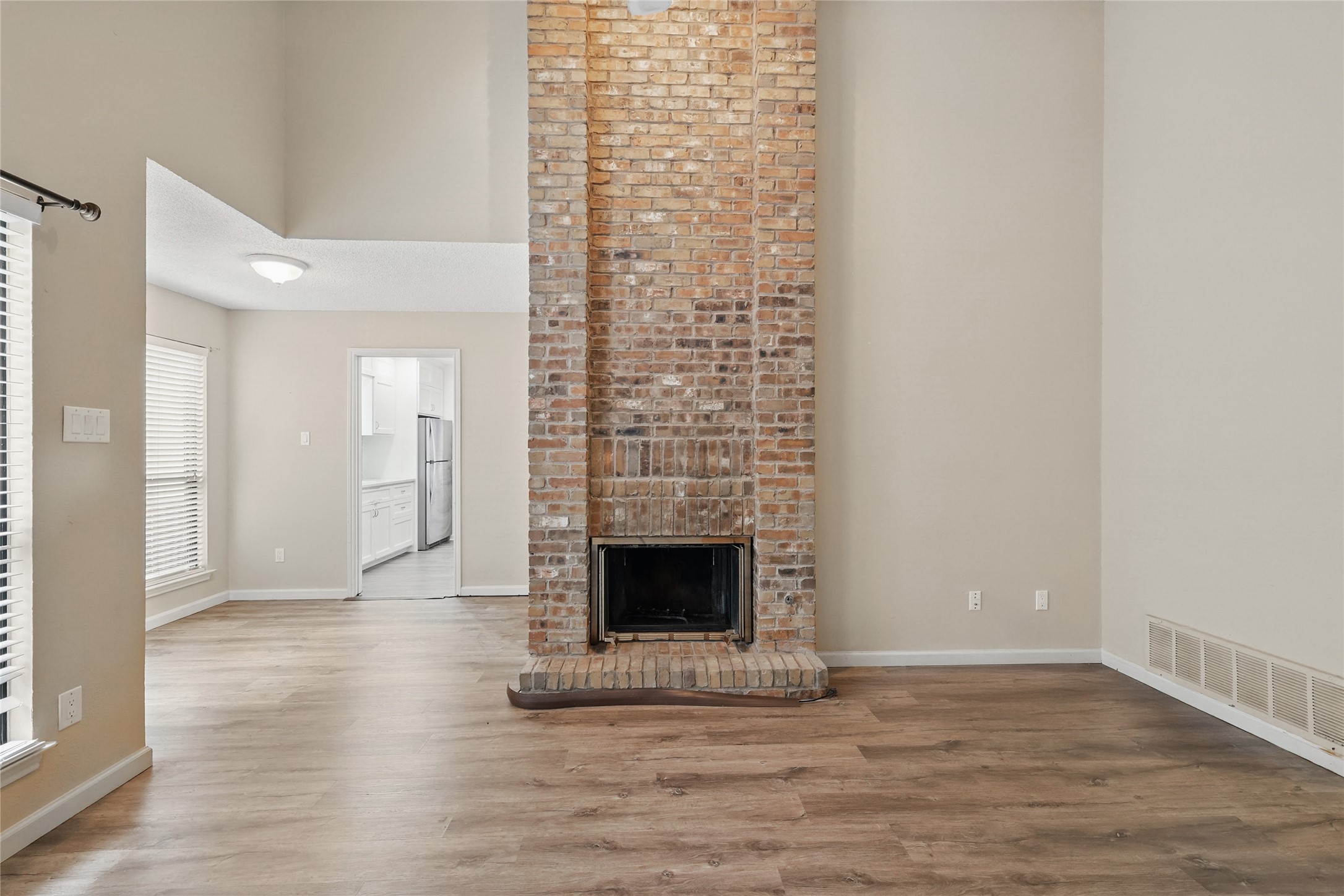 17490 Meandering Way 1009