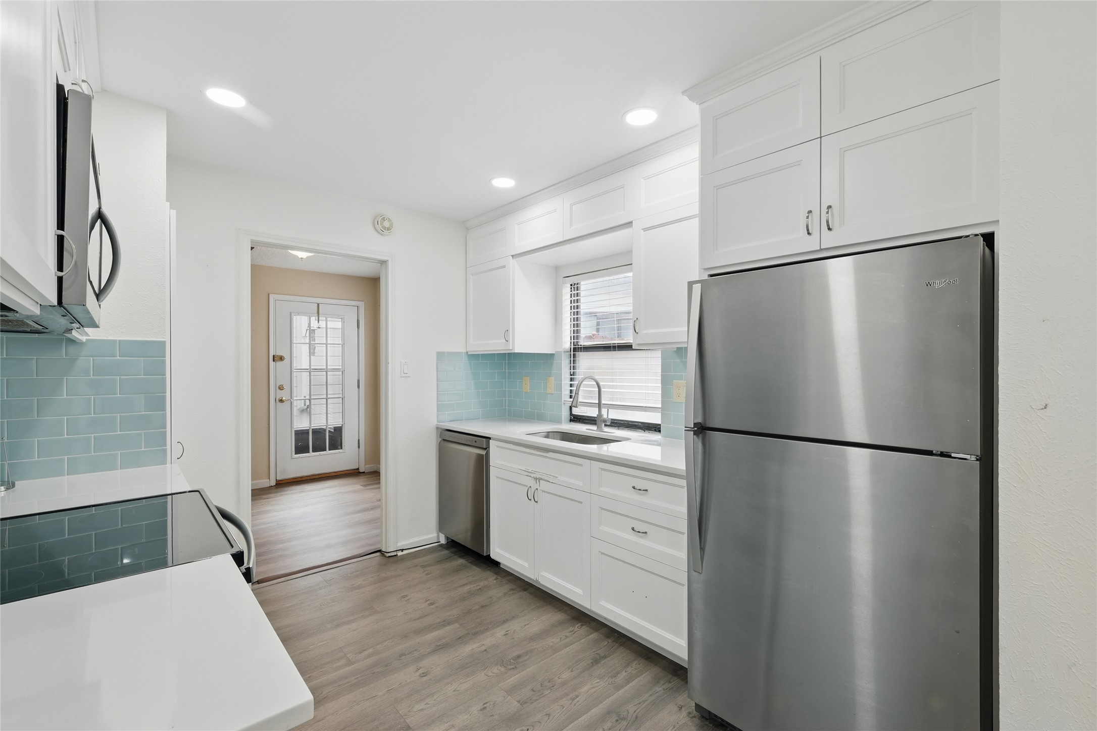 17490 Meandering Way 1009