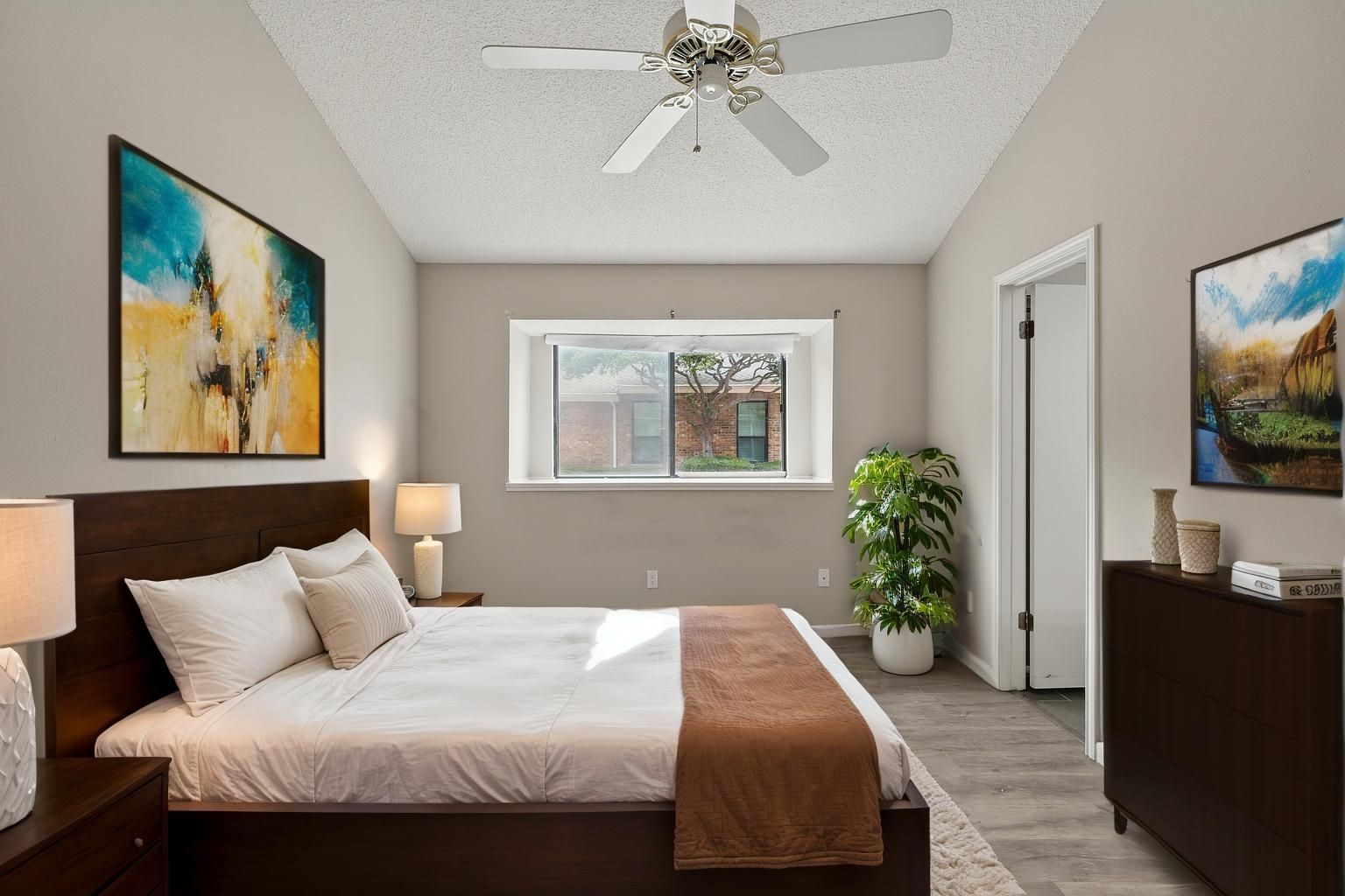 17490 Meandering Way 1009