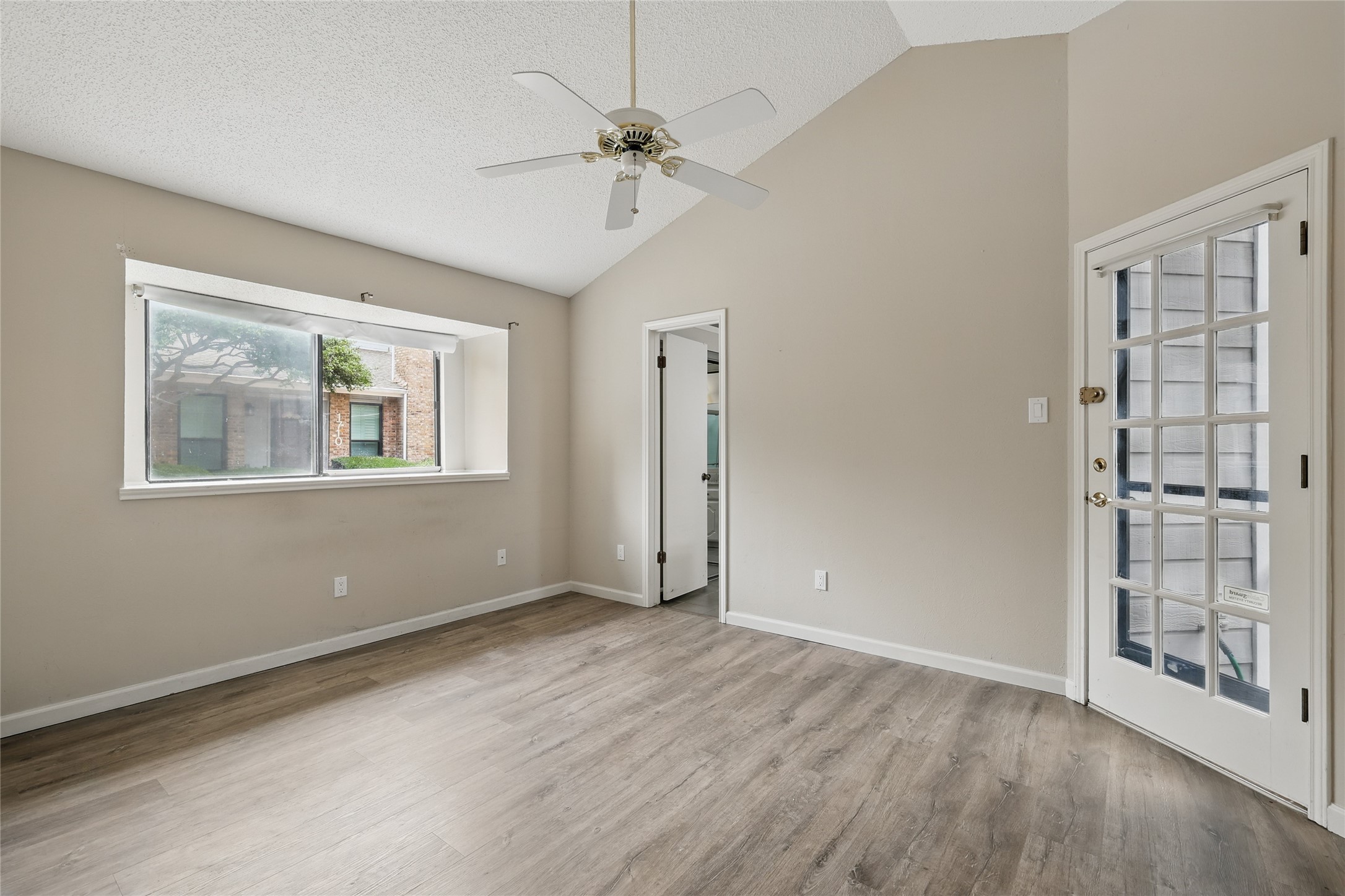 17490 Meandering Way 1009