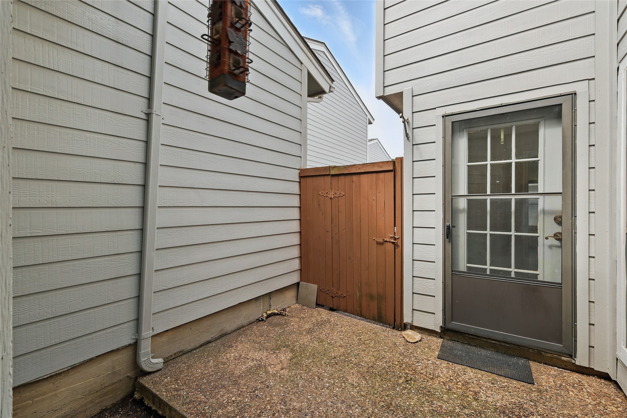 17490 Meandering Way 1009