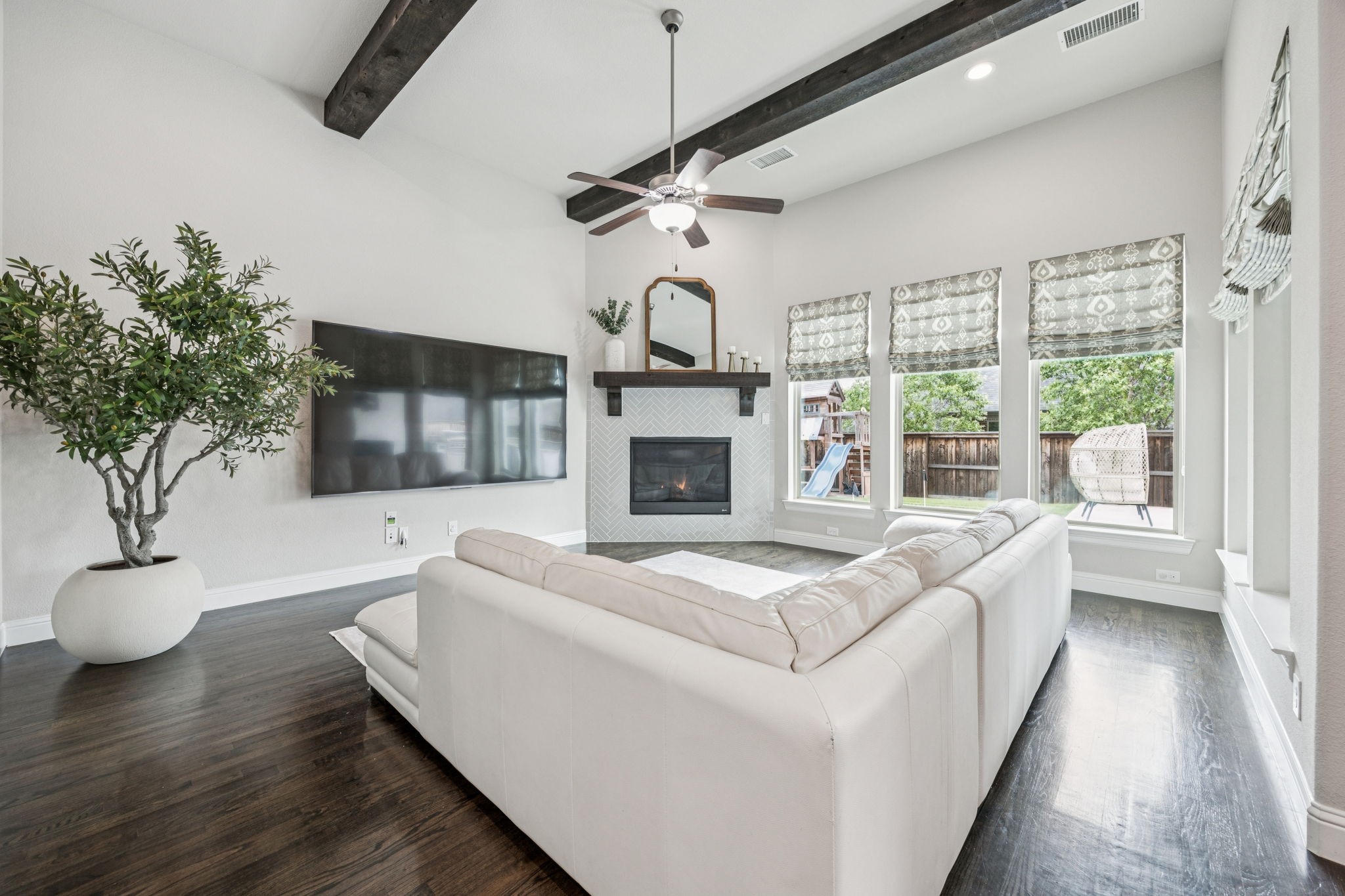 4240 Peppervine Lane