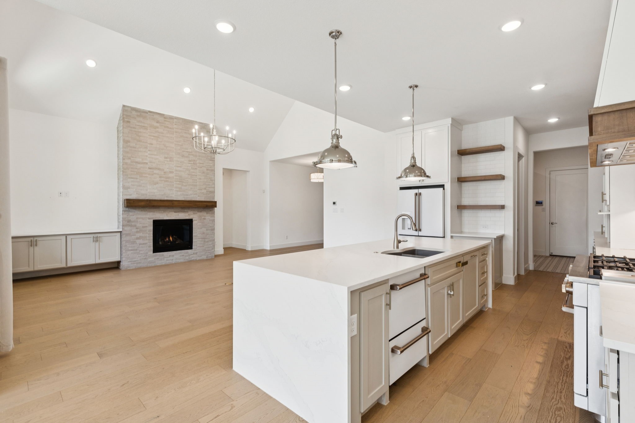 4541 Walnut Grove Lane