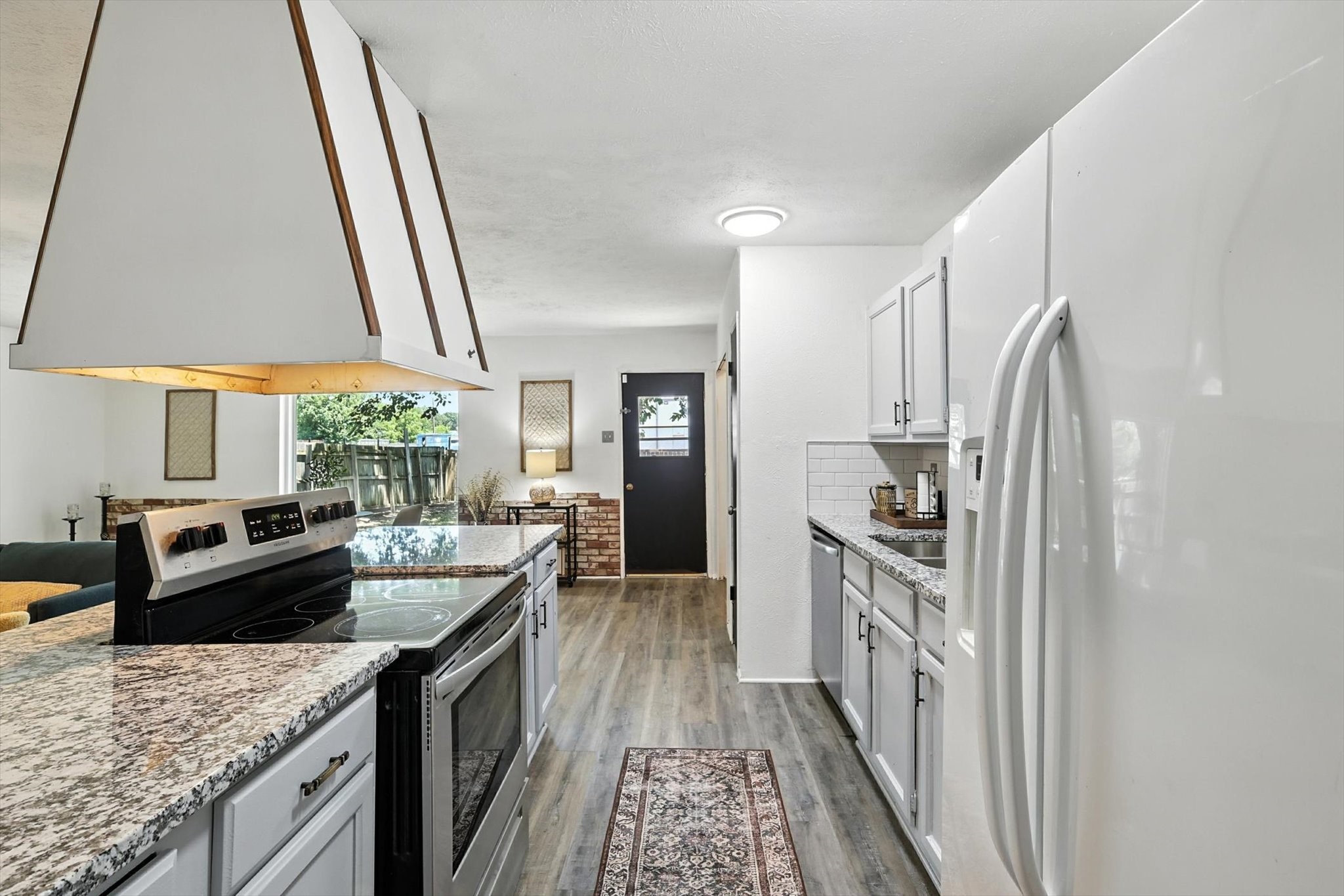 5112 Griffin Drive