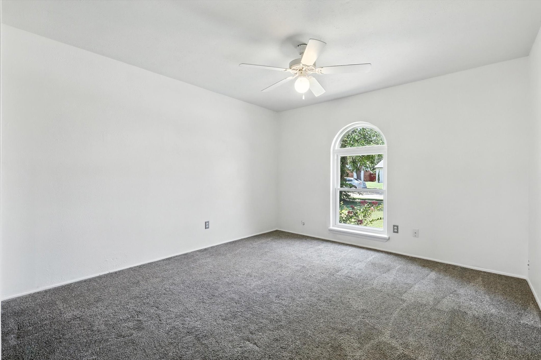 5112 Griffin Drive