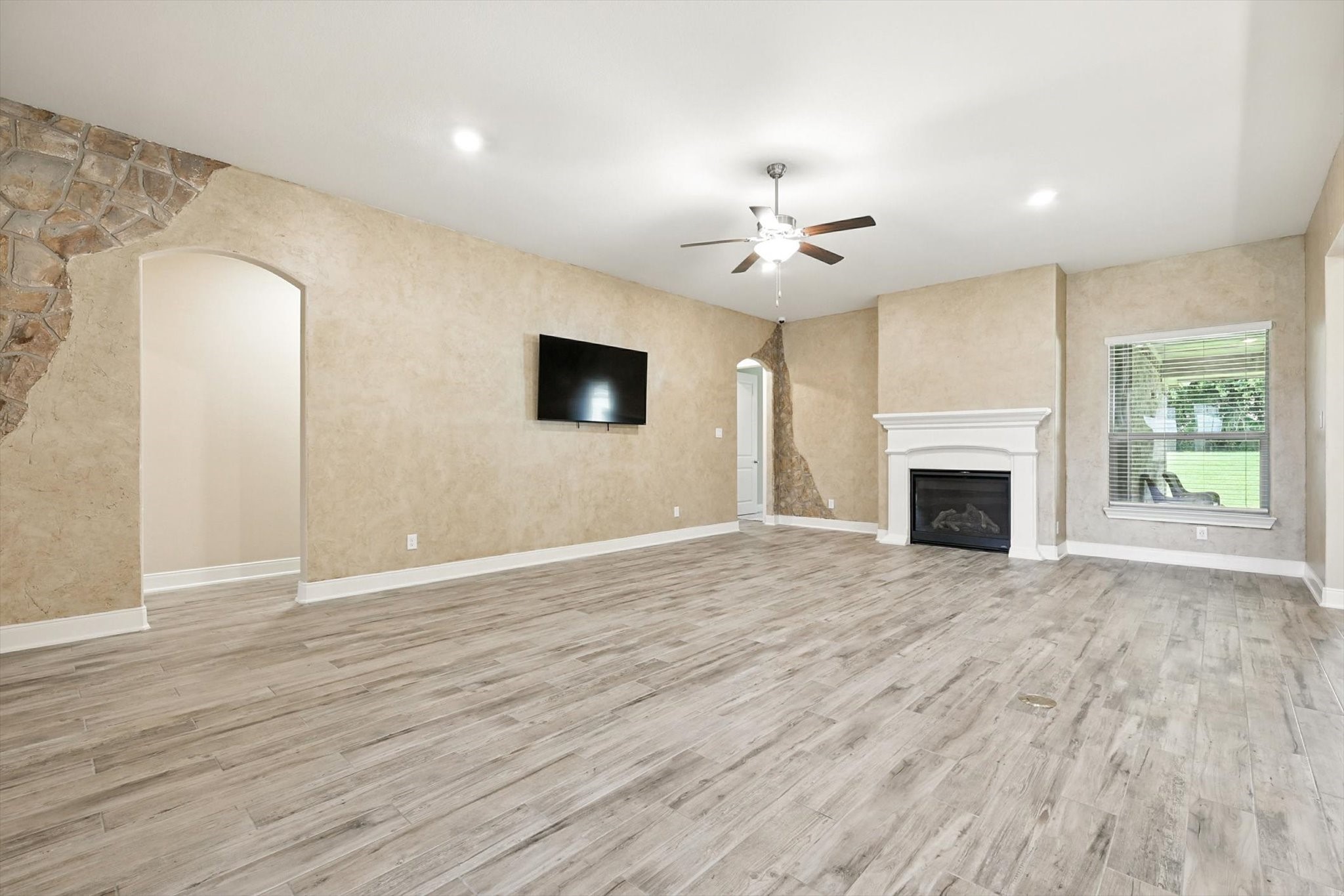 121 Willow Oak