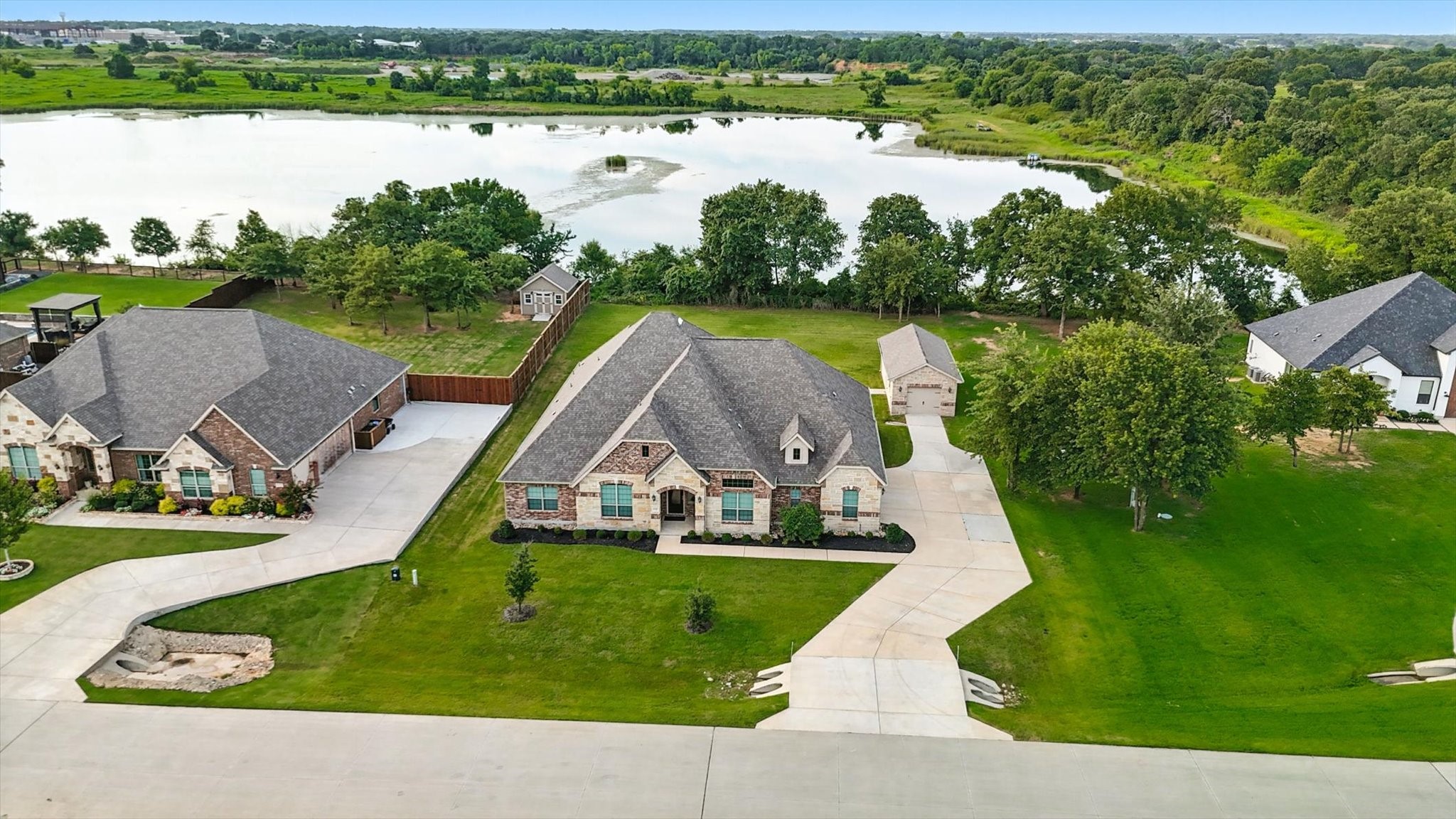 121 Willow Oak