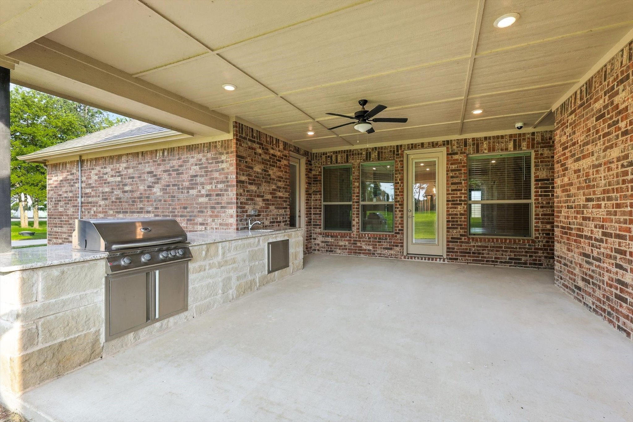 121 Willow Oak
