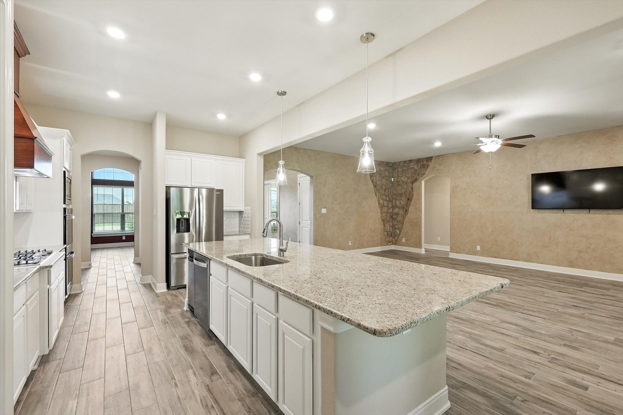 121 Willow Oak
