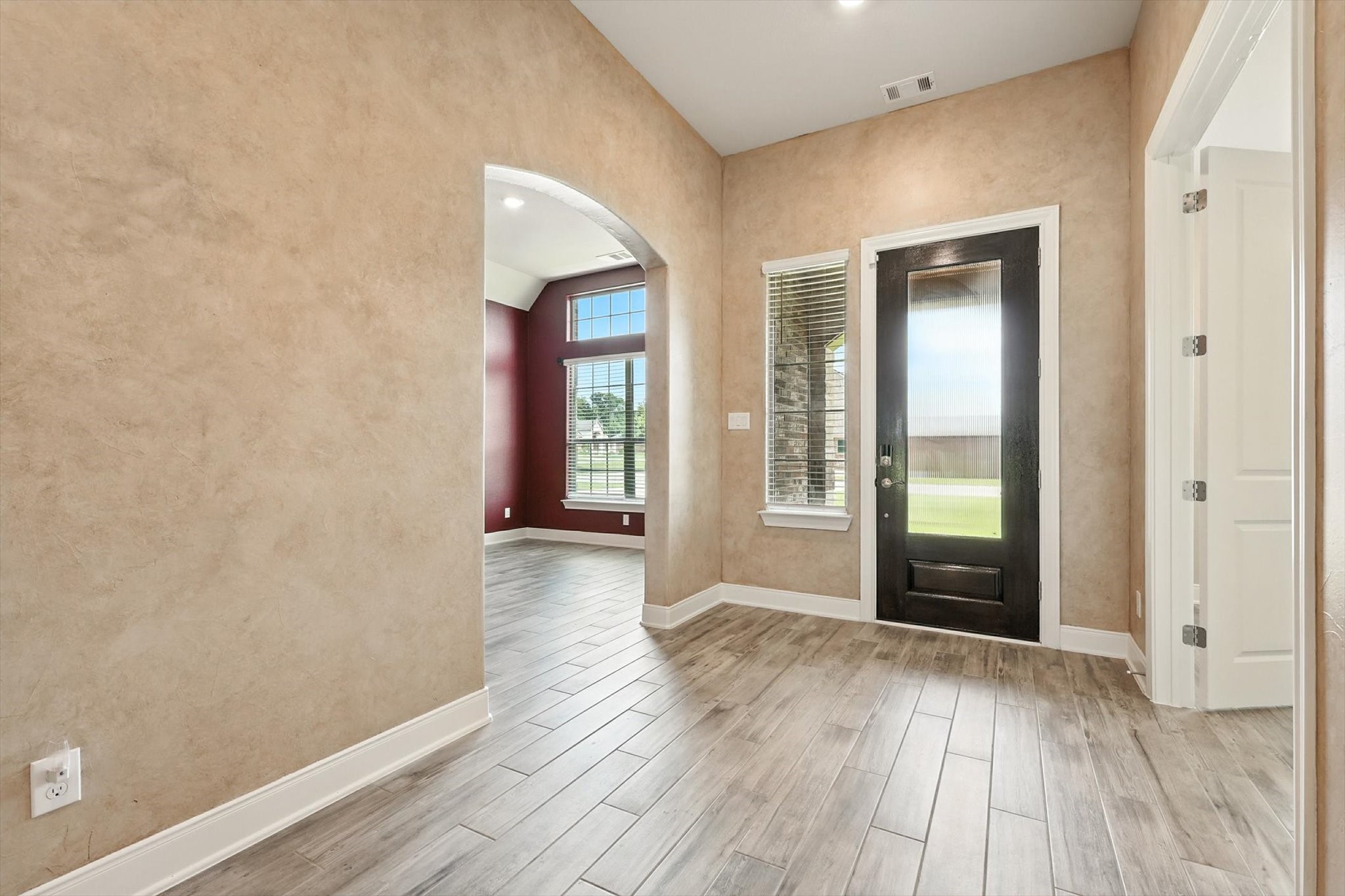 121 Willow Oak