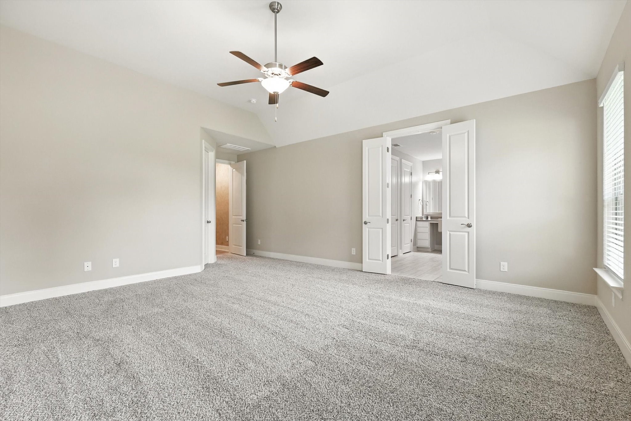 121 Willow Oak