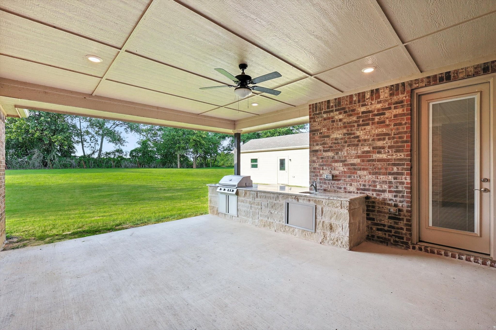121 Willow Oak