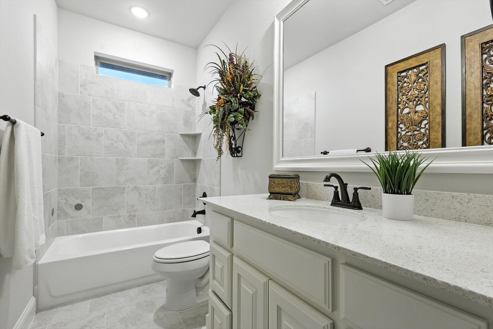 901 Saint Peter Lane
