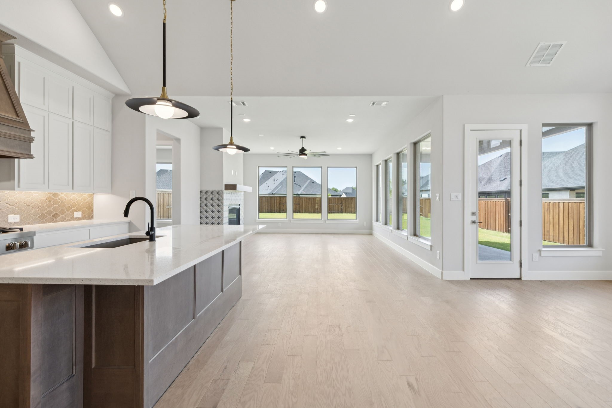 4801 Muleshoe Lane