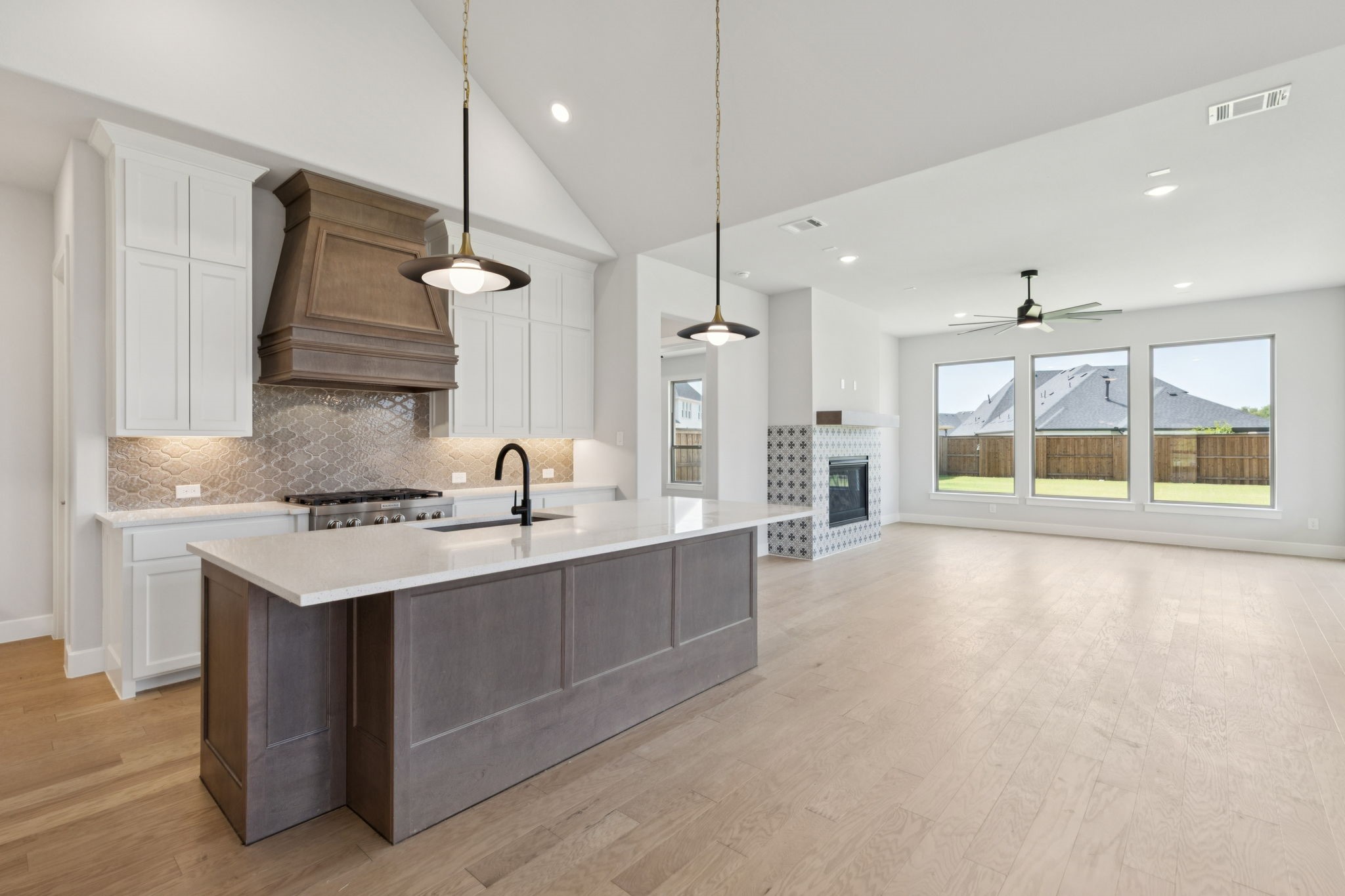 4801 Muleshoe Lane