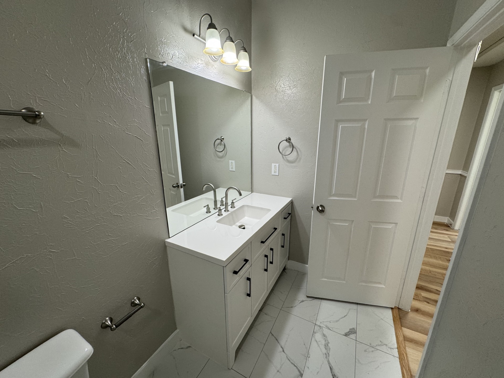 3536 Eisenhower Street