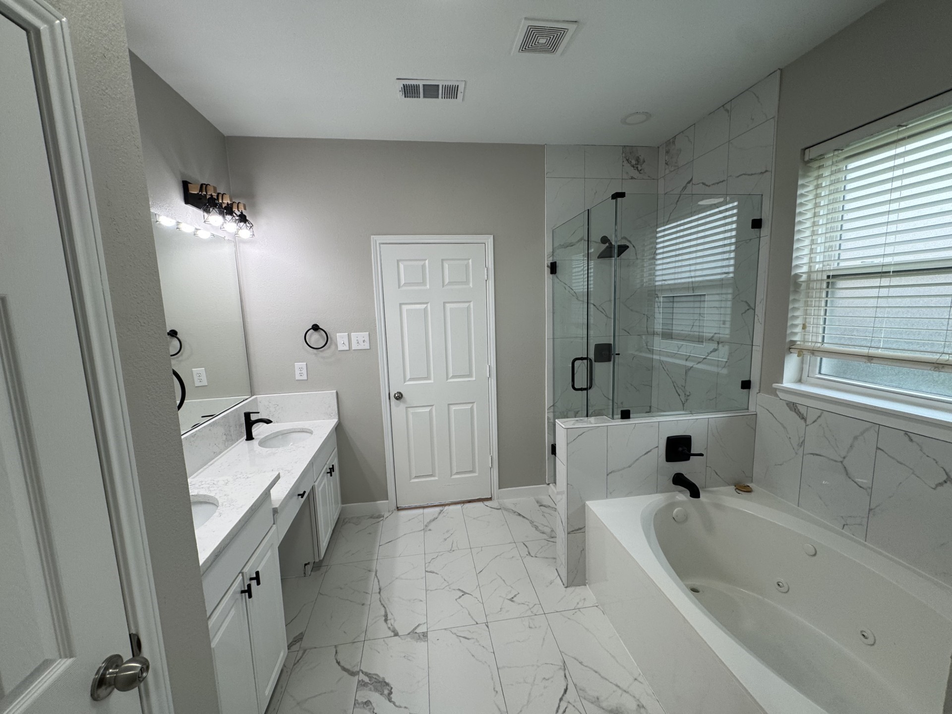 3536 Eisenhower Street