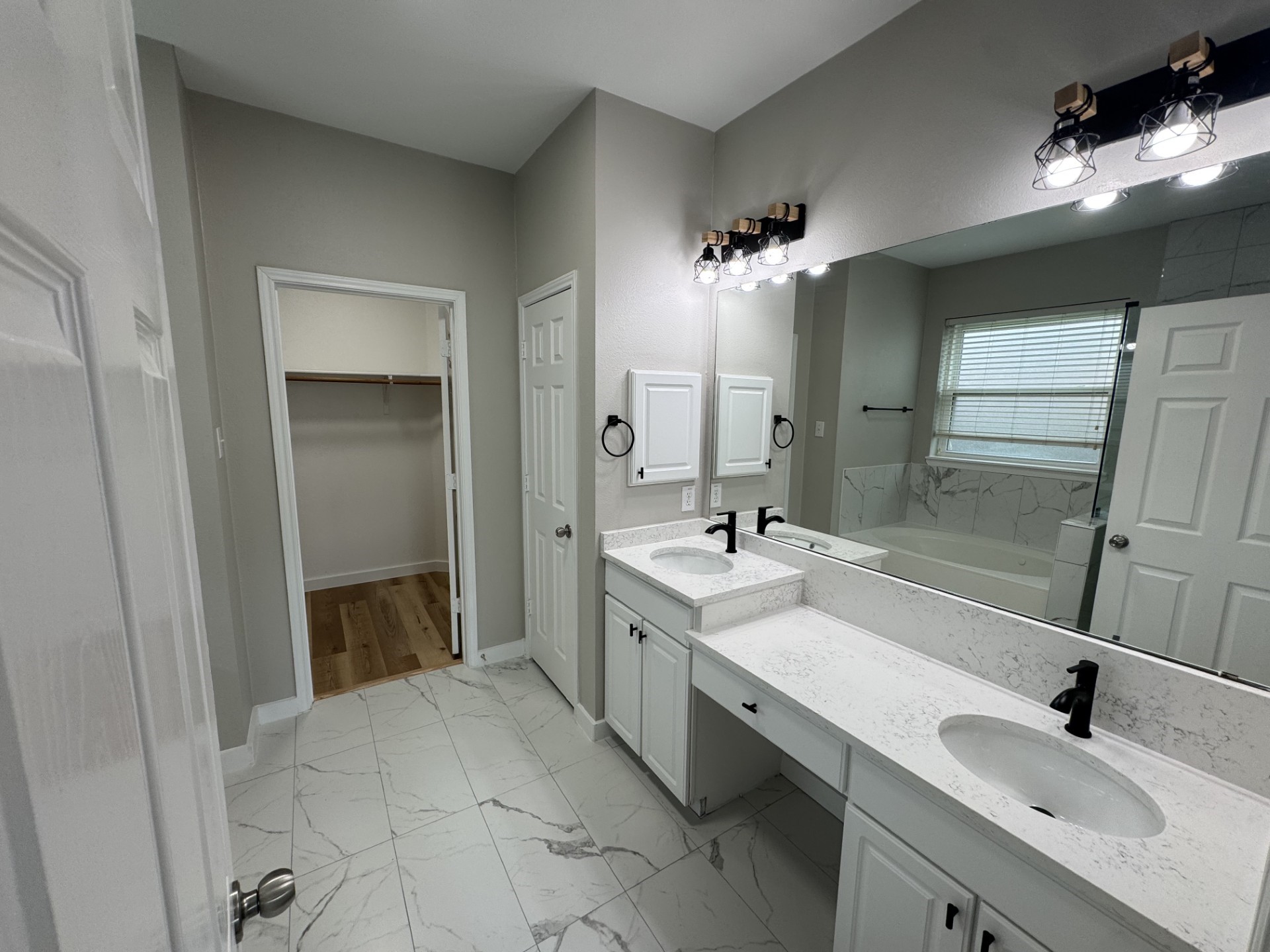 3536 Eisenhower Street