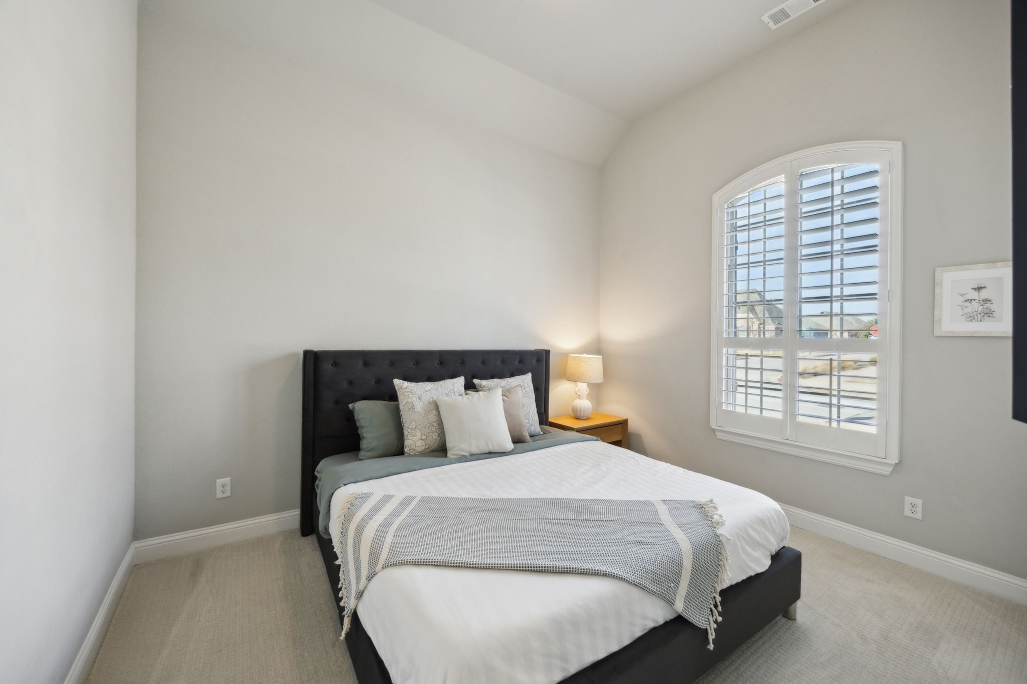 4571 Acacia Parkway