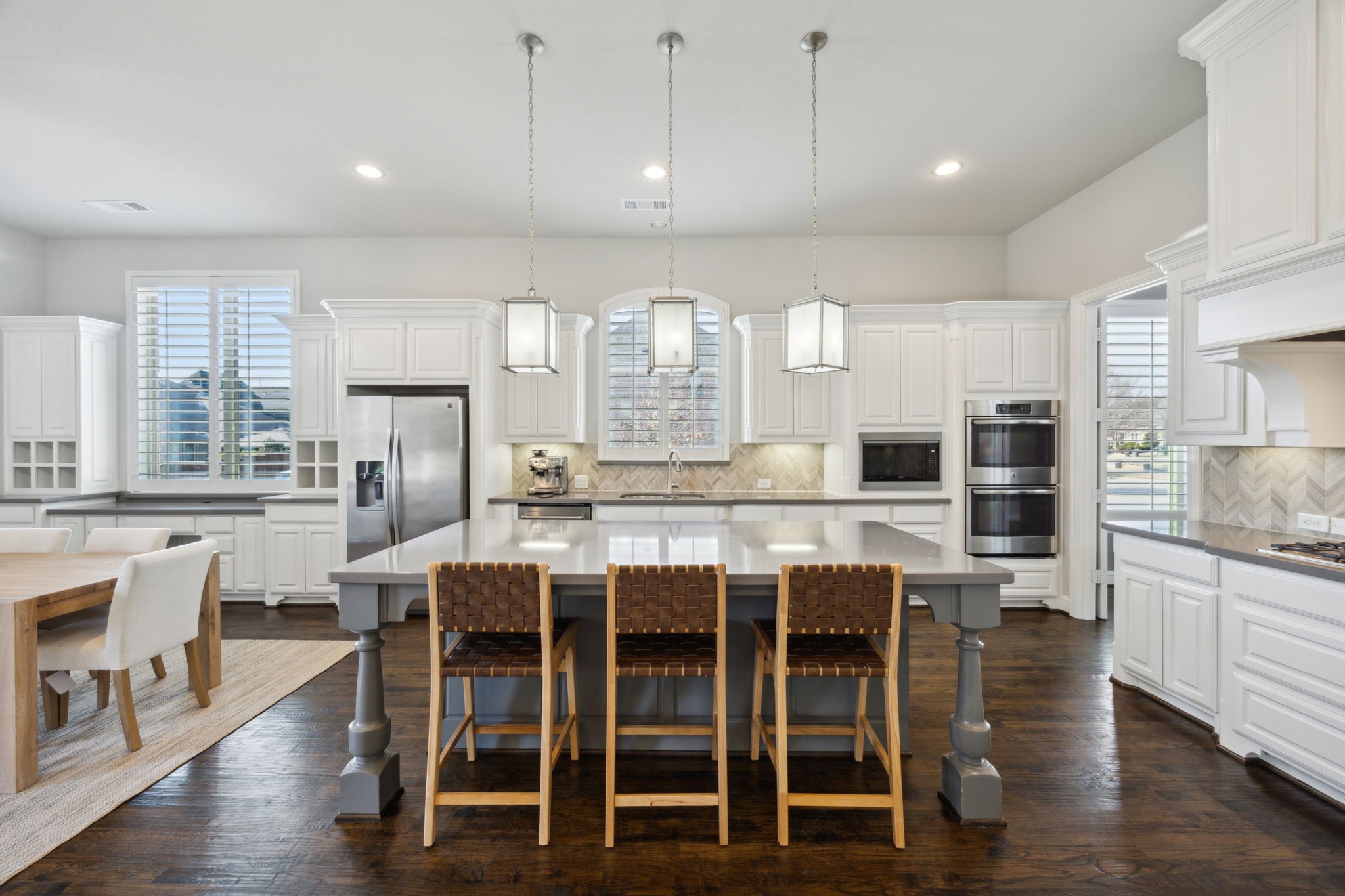 4571 Acacia Parkway