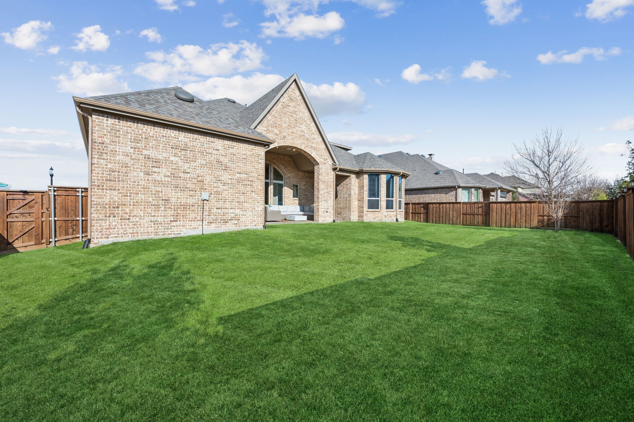 4571 Acacia Parkway