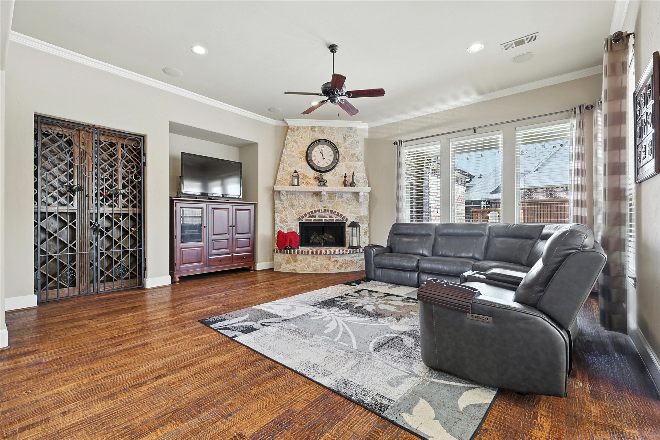 2188 Hague Drive