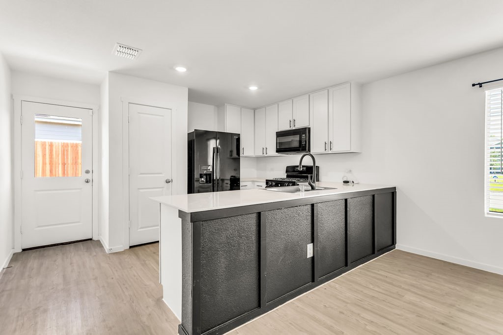 1912 Wild Orchard Lane