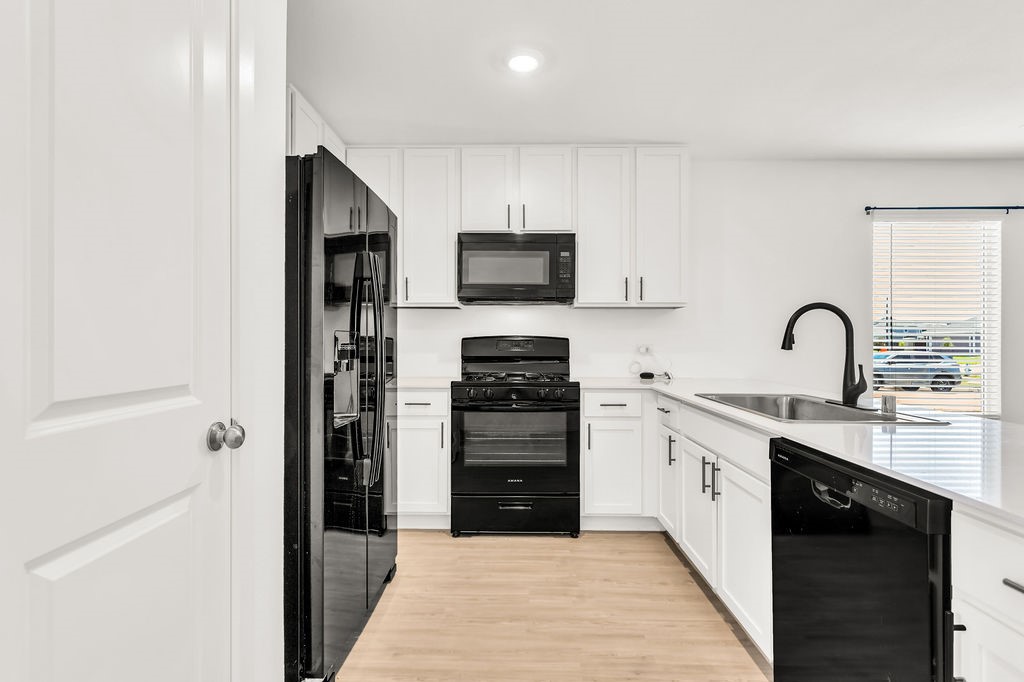 1912 Wild Orchard Lane