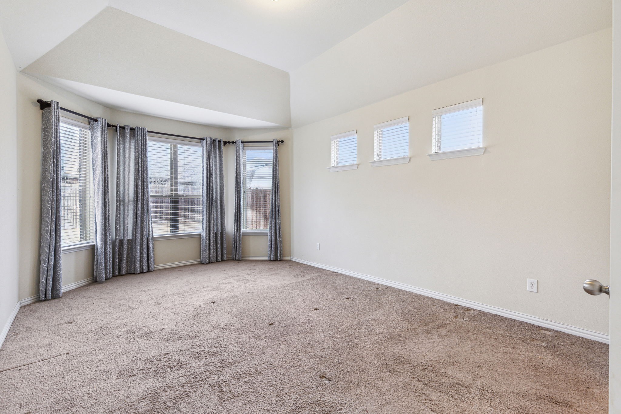 6308 Meandering Creek Drive