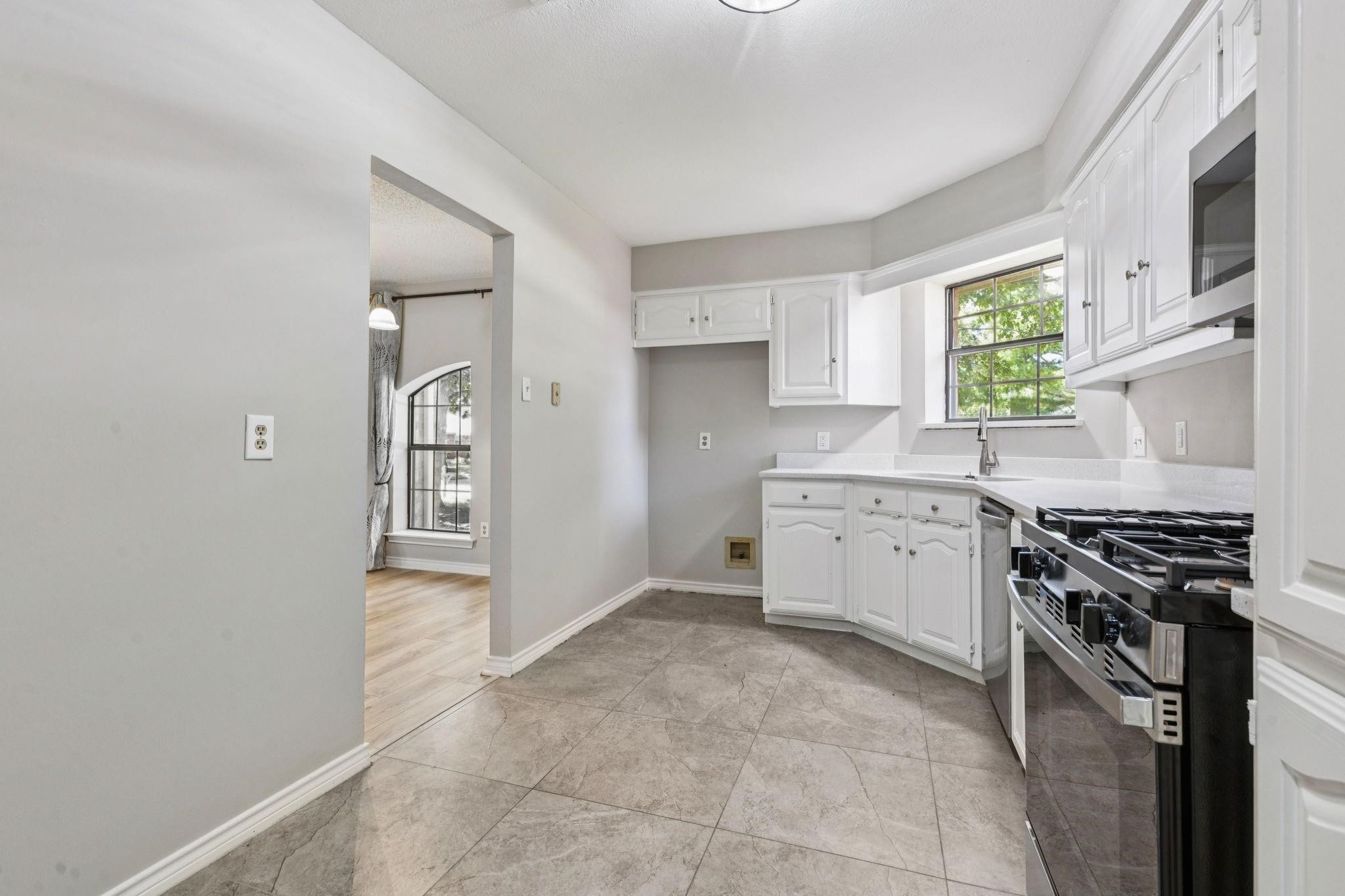 703 Stoneybrook Drive