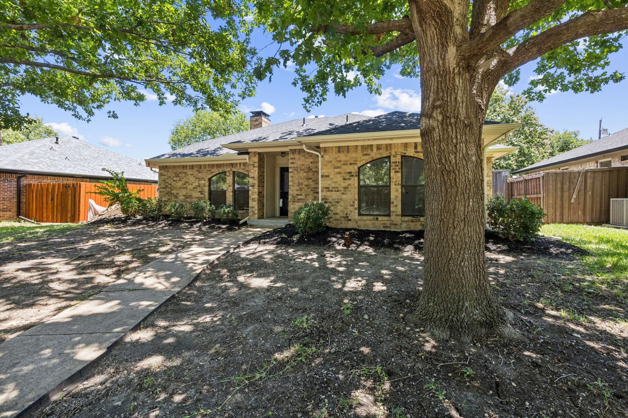 703 Stoneybrook Drive