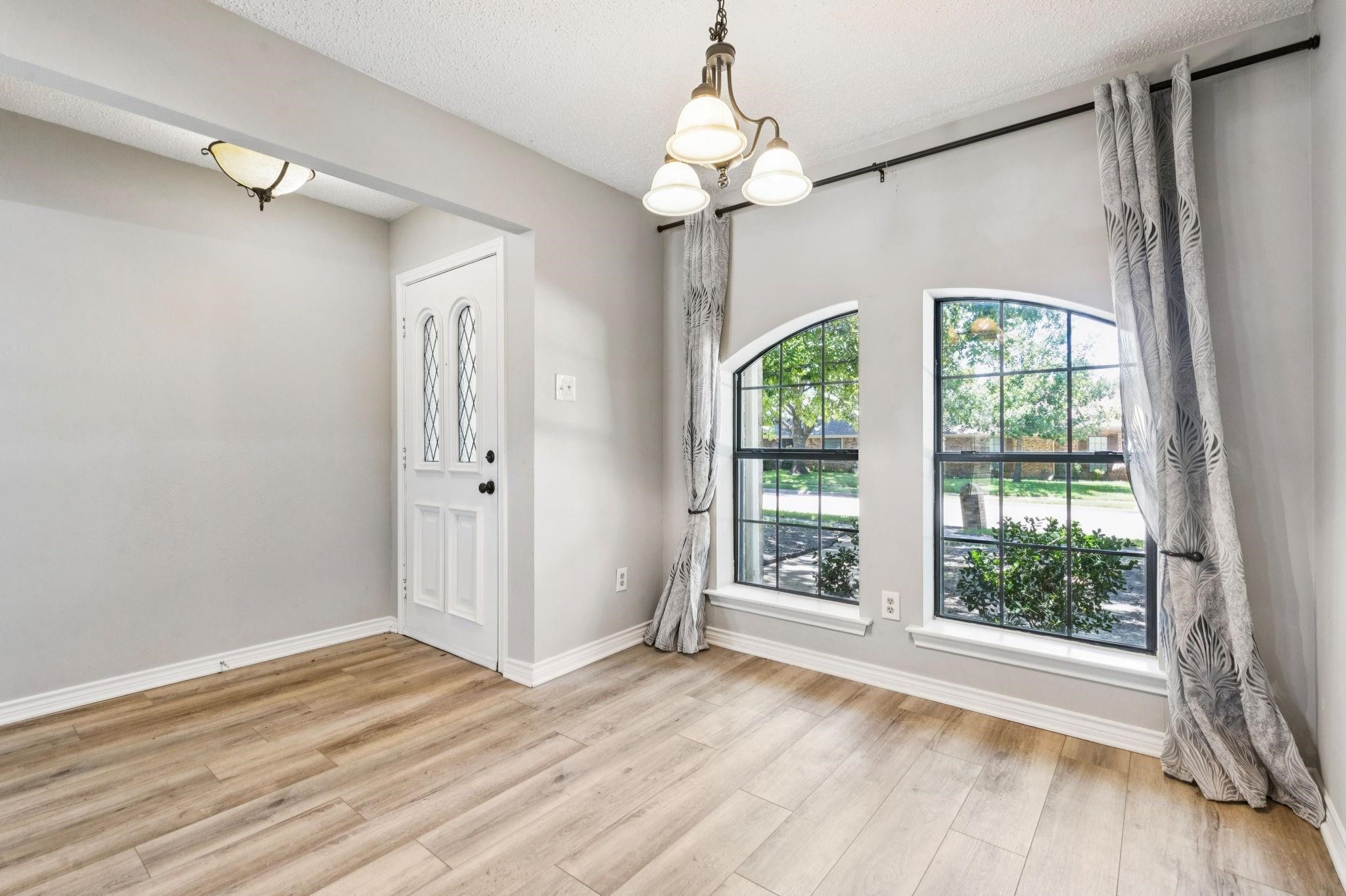 703 Stoneybrook Drive